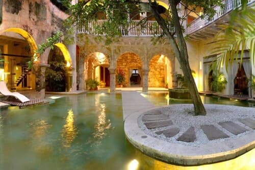 Casa Pombo 102