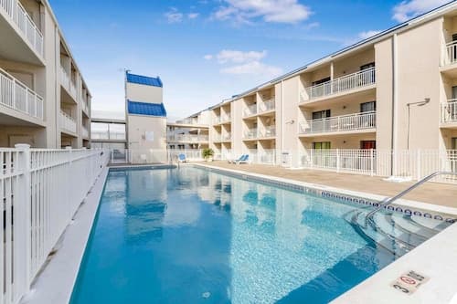 Sugar Beach 246