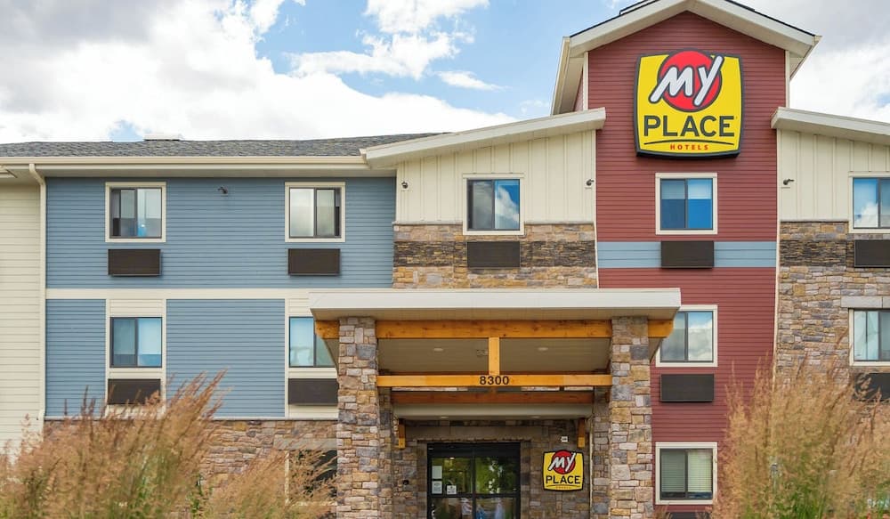 My Place Hotel-Redding CA
