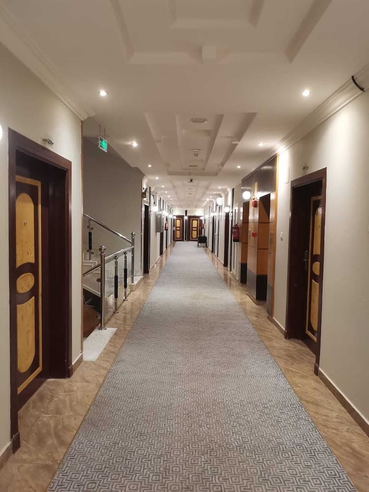 Taj Al Hamra Hotel