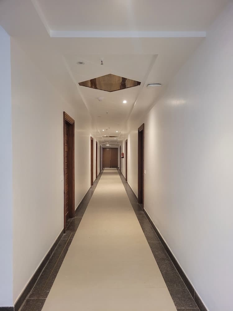 Hotel Ananda Kashi