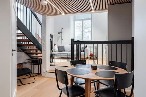 Stylish Loft next to City Center & Lake Pyhäjärvi