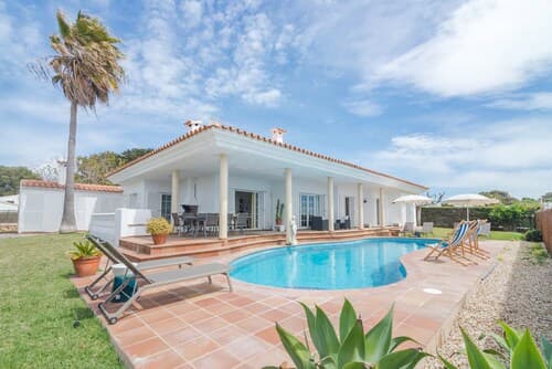 Villa Maricel - Villa With Private Pool. Free Wifi