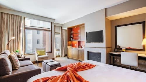 Beaver Creek Solace by Avantstay Studio w/ Resort Pool + Hot Tub Premier Avon Location