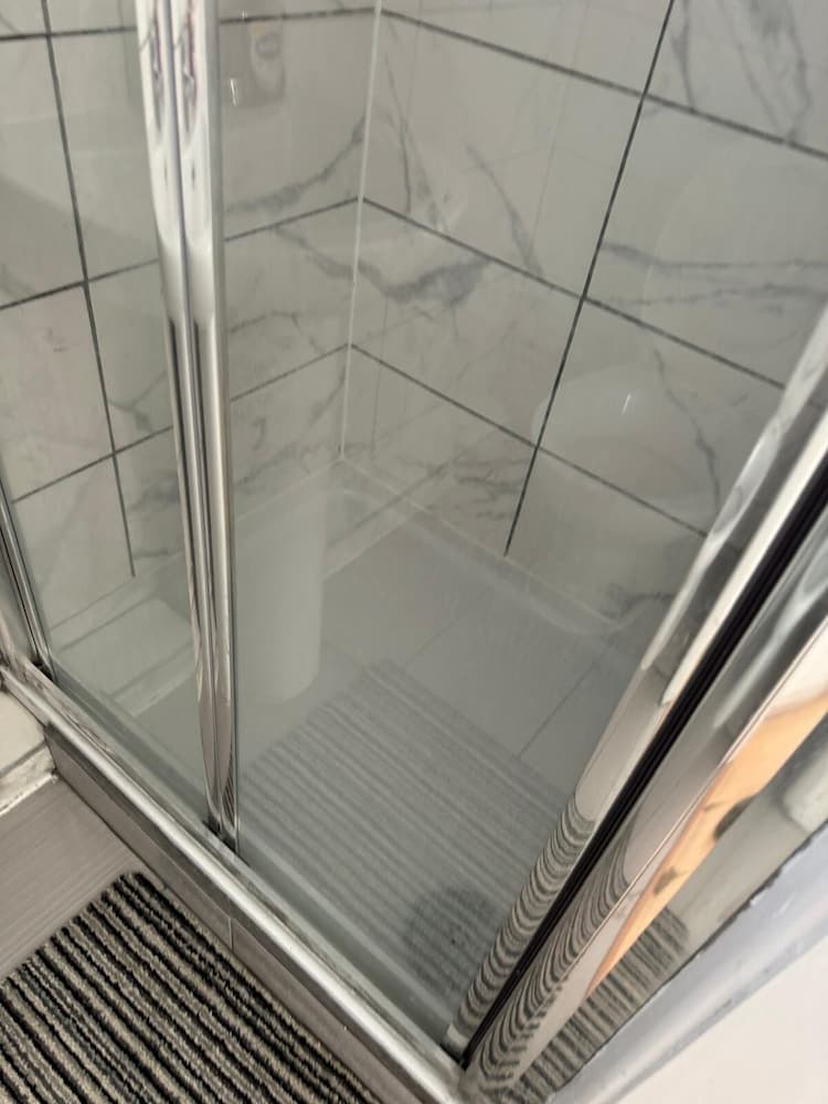3BR Home Near Hounslow West Tube Station