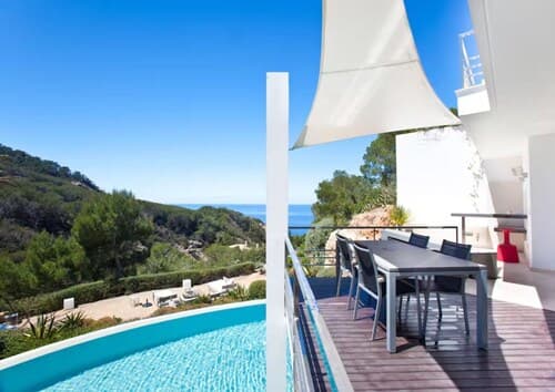 Appealing Villa With Private Terrace