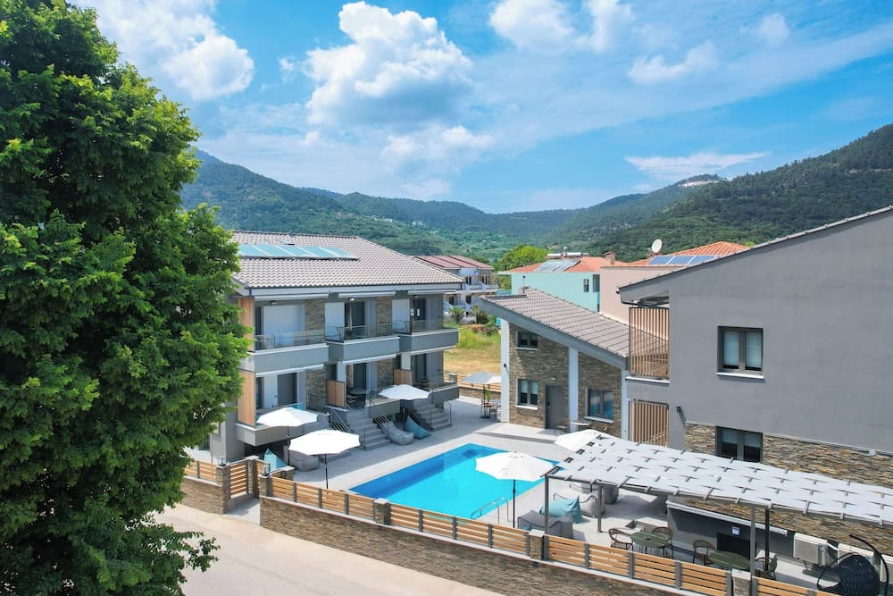 Aerino Luxury Villas