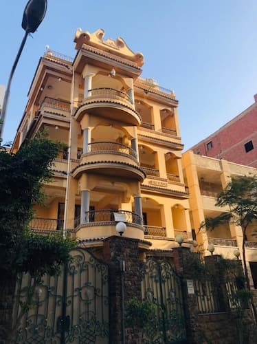 Sami pyramids inn