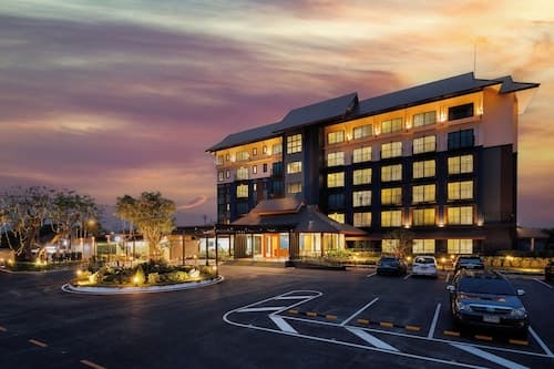 The Horizon Groove Hotel