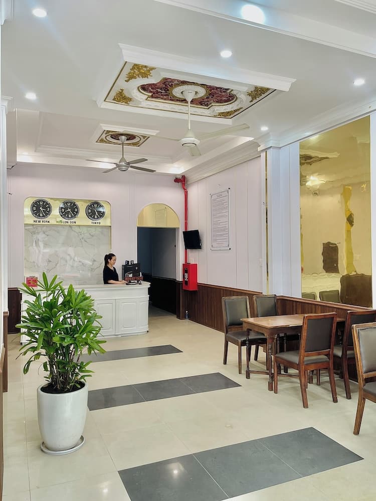 Amy Hotel Hue