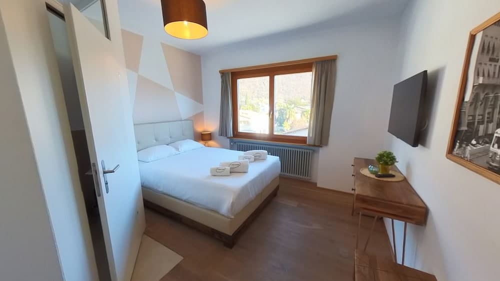 7 Rooms