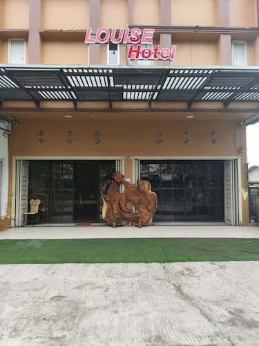 LOUISE HOTEL