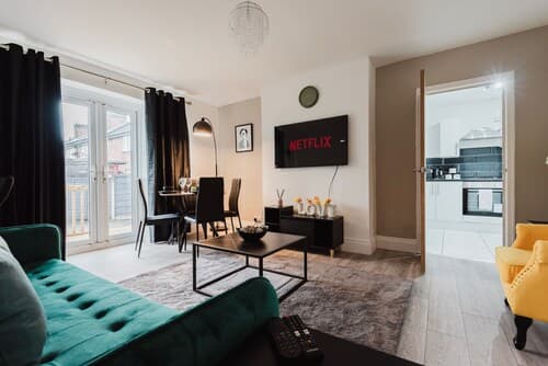 Spacious 3-bed House Didsbury Manchester