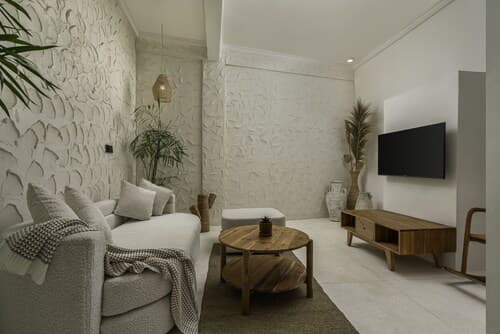 Casa Amor by GORO