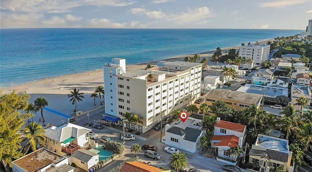 Casa Roselle 3 Bedroom on the beach