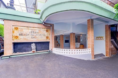Townhouse Oak Legian Near Legian Beach Formerly Sayang Maha Merta