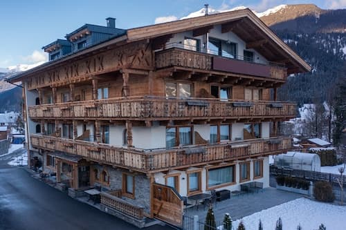 Apartment in Tyrol on the Ski-slope