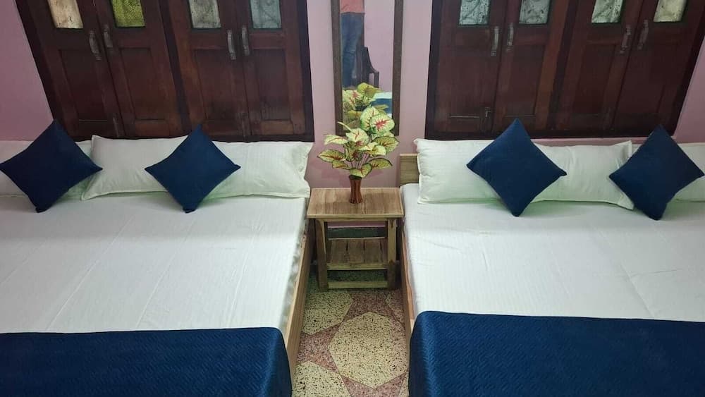 Madhavi Homestay