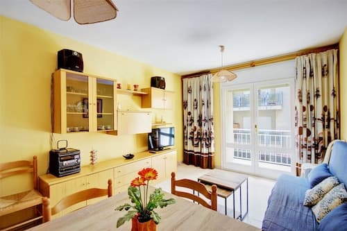 Apartment in Roses Near Sandy Beach