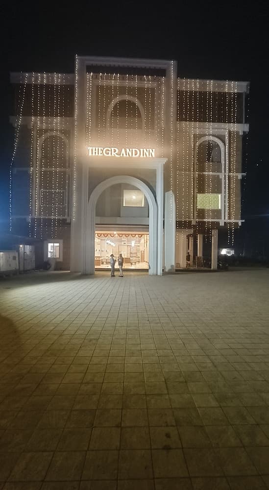 Hotel Grand Inn