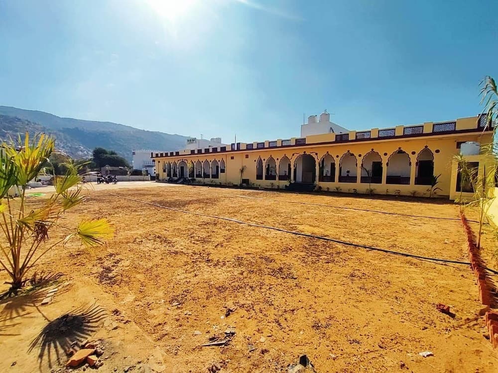 The Rose Bagh Resort Pushkar