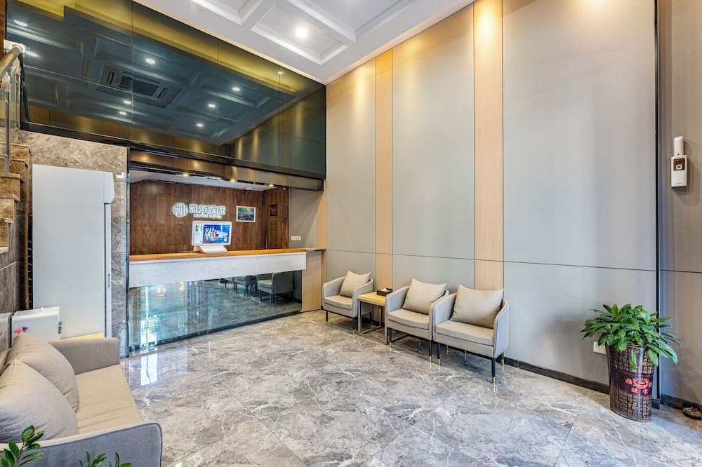 Guangzhou Kaiyue Hotel Luoxi Subway Station Branch - Free Deliver Service to Canton Fair Complex During Canton Fair Period
