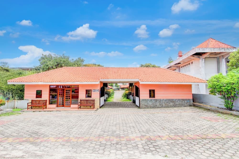 Collection O Hotel Indah Near