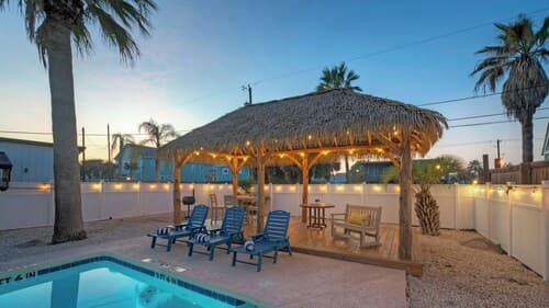 Seaglass Landing Private Pool, Cabana, & Near Port Aransas Beaches