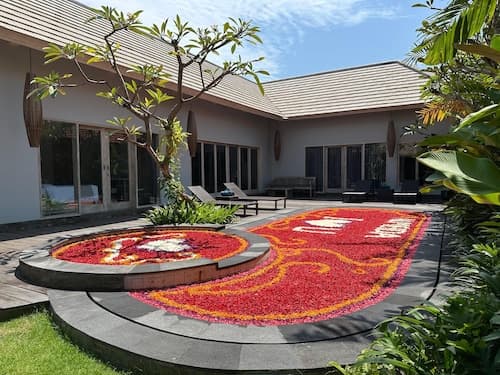 Luxury-Sang Villa-Central Sanur