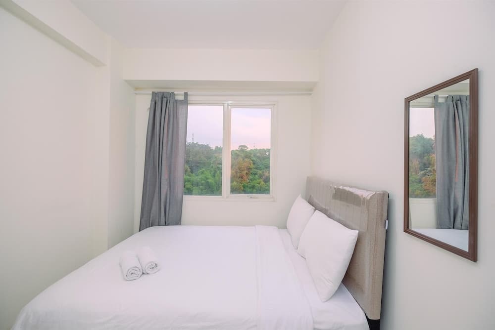 Cool and Warm 2BR at 7th Floor Podomoro Golf View Apartment