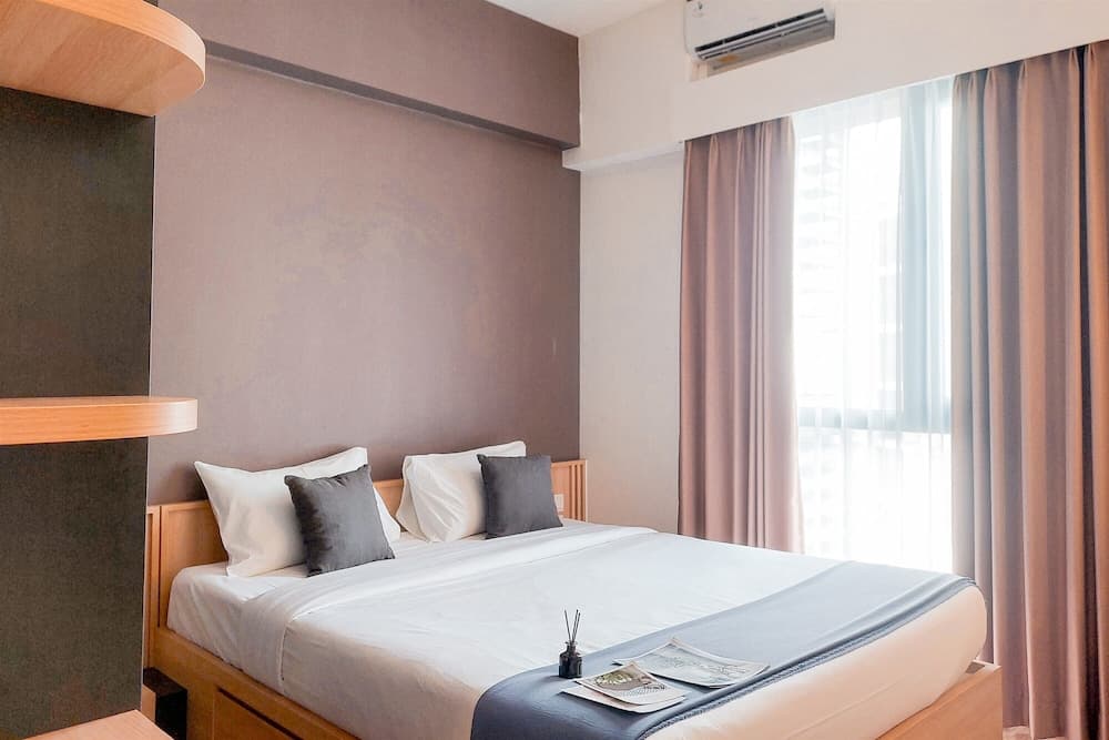 Elegant and Comfort 3BR at Sky House BSD Apartment
