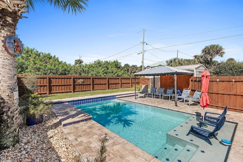 Poolside Oasis