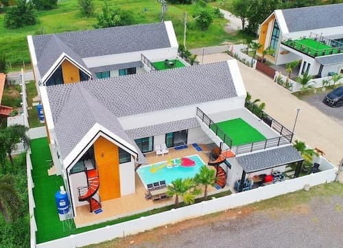 Level UP pool villa Rayong