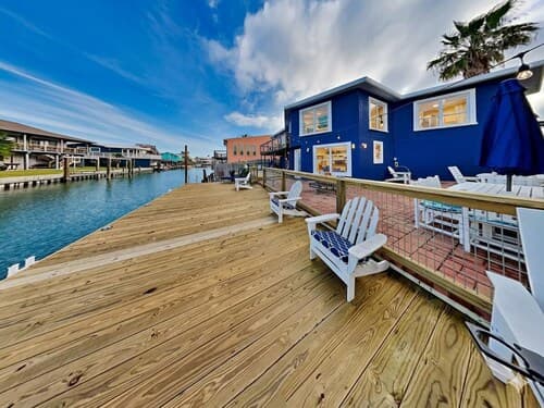 Siesta Keys by Miss Kitty’s