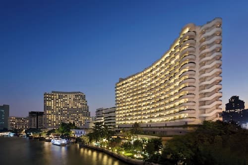 Krungthep Wing Apartment