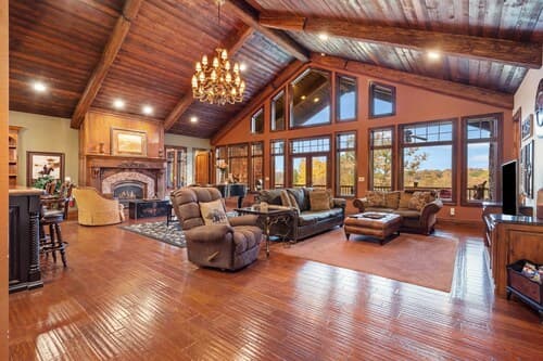 The Lodge at Rock Canyon
