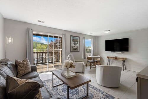 Branson Golfers Nook - Near DT Branson!