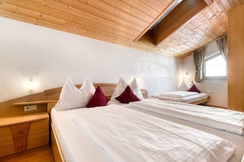 Haus Alvier - 2-zimmer Fewo Zimba mit Balkon