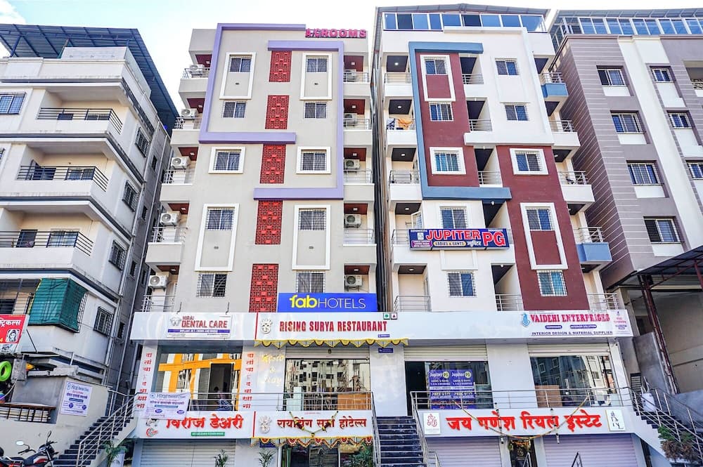 Fabhotel Rising Surya