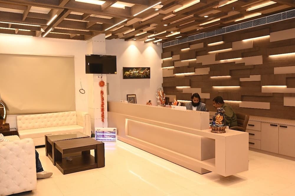 Sethi Grand Hotel