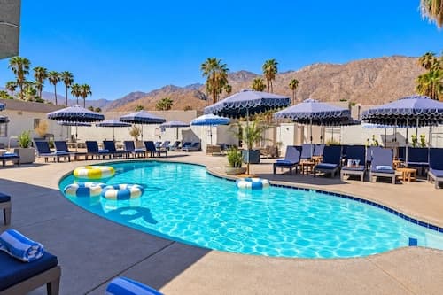 Casa Oliver Hotel & Resort - A Gay Men's Resort