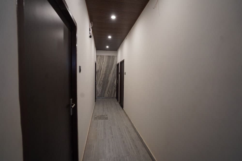 Om Nilay Paying Guest House By GRB