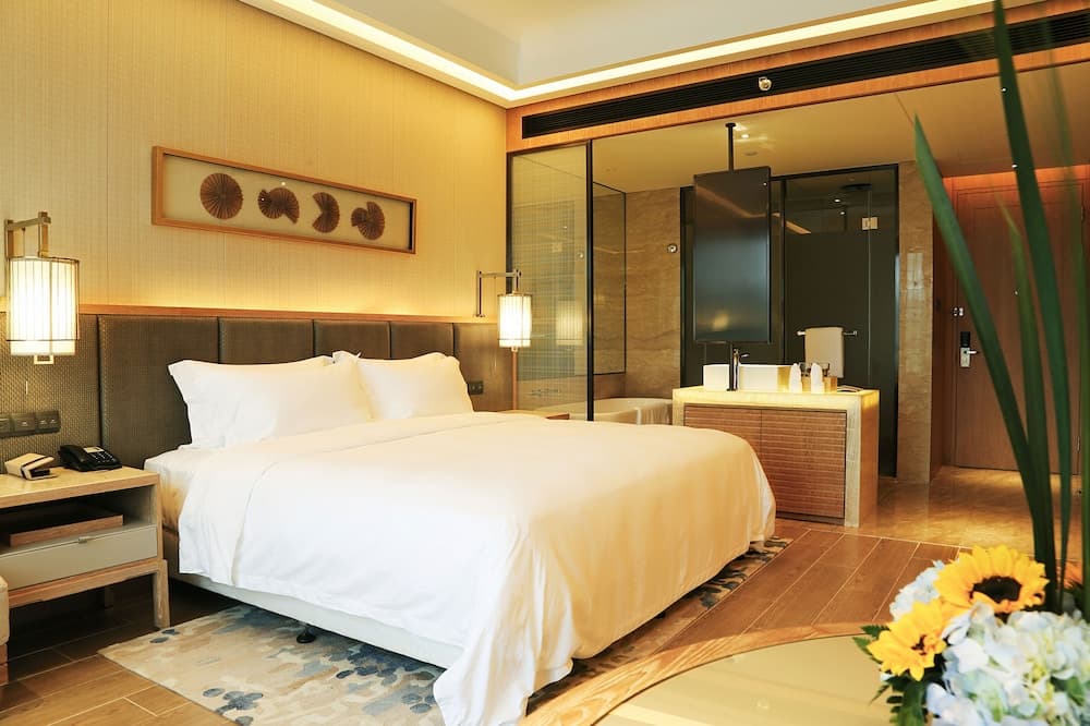 Sanya Harman Hotel