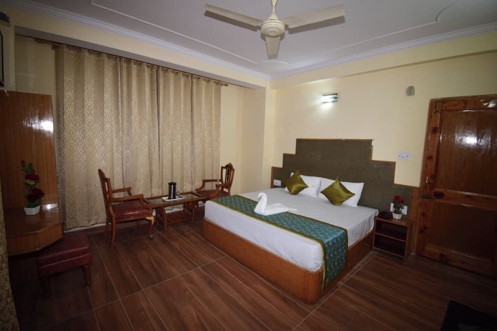 Chichoga Holiday Inn Manali