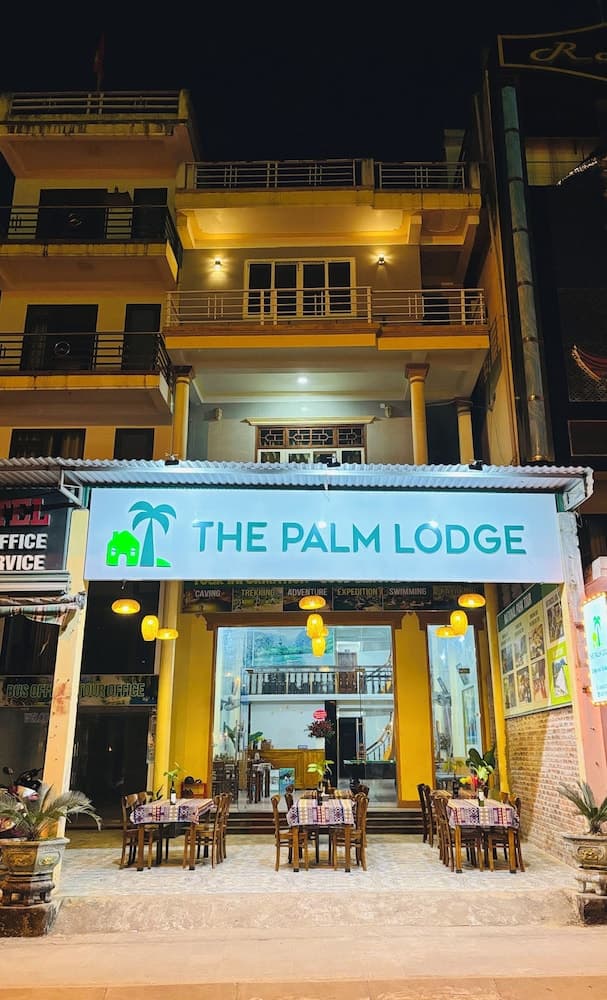 The Palm Lodge
