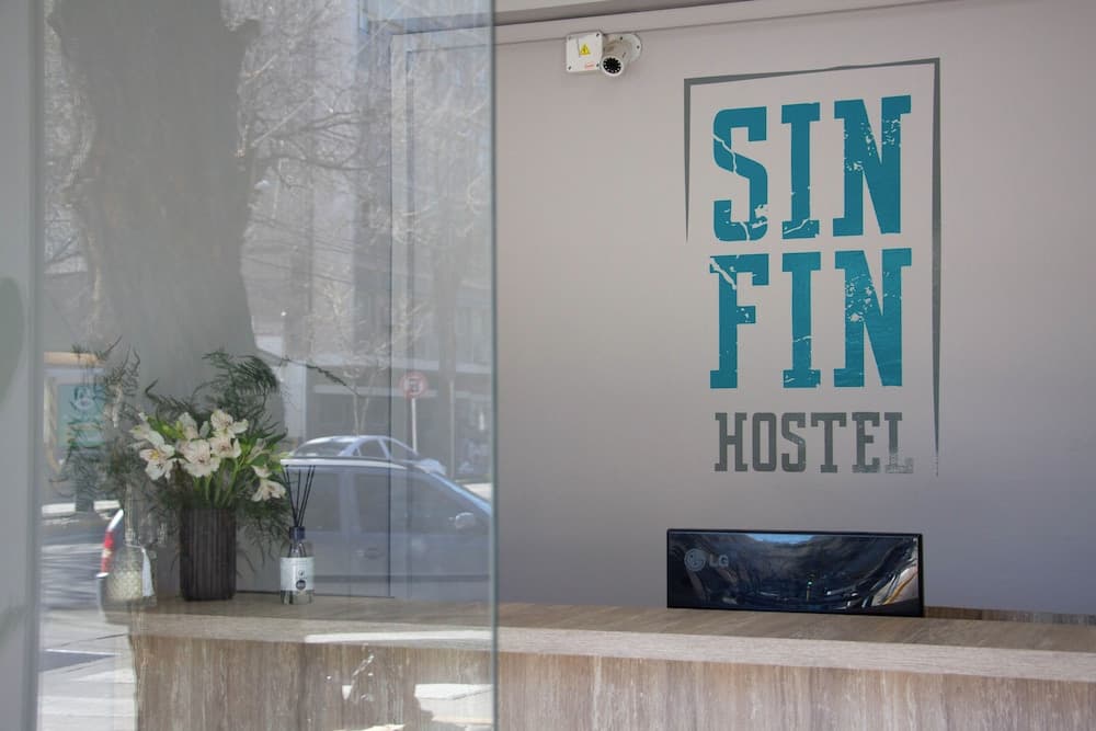 Sin Fin Hostel
