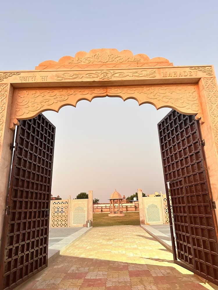VRINDAVAN GARDEN & HOTEL