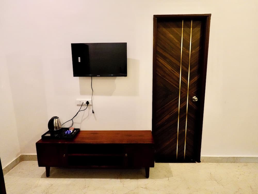 Radha Kunj Resort