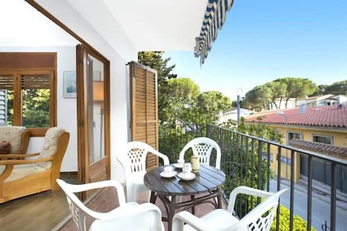 Bravo in Llafranc With 3 Bedrooms and 1 Bathrooms