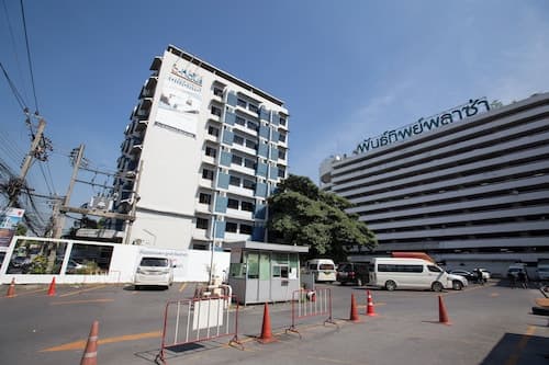 D-haus Ngamwongwan Residence